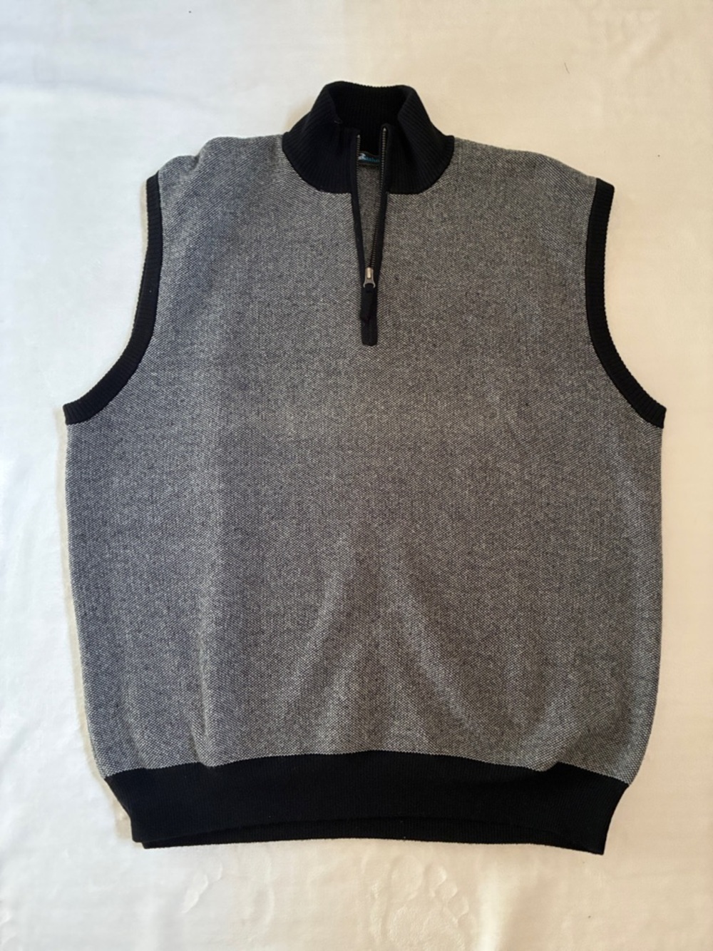 LUX Cashmere vest